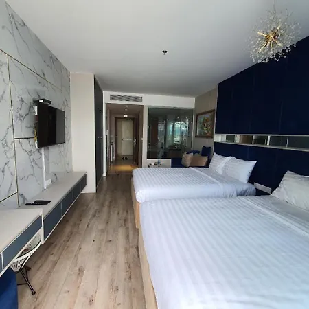 Panorama Beachfront Nha Trang Exterior photo