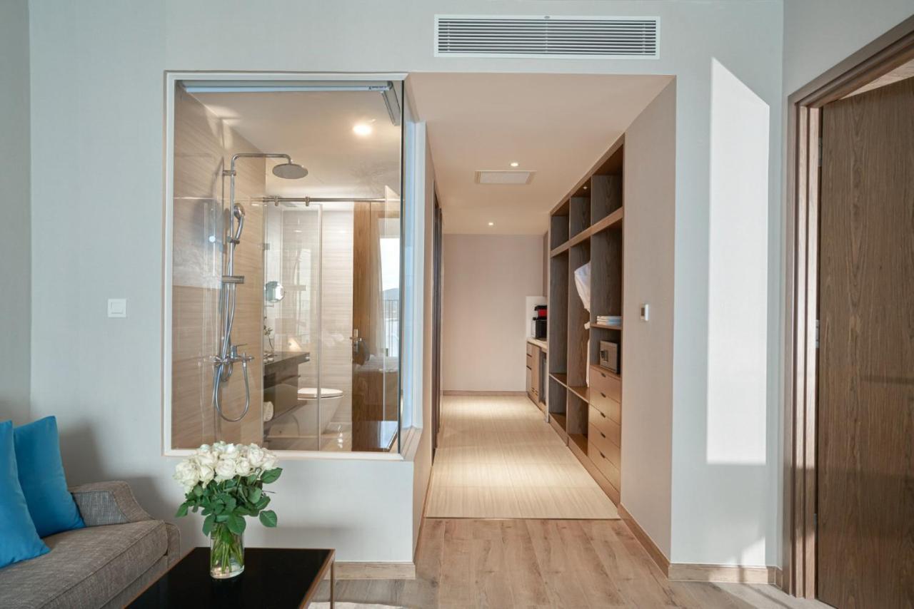 Panorama Beachfront Apartment *