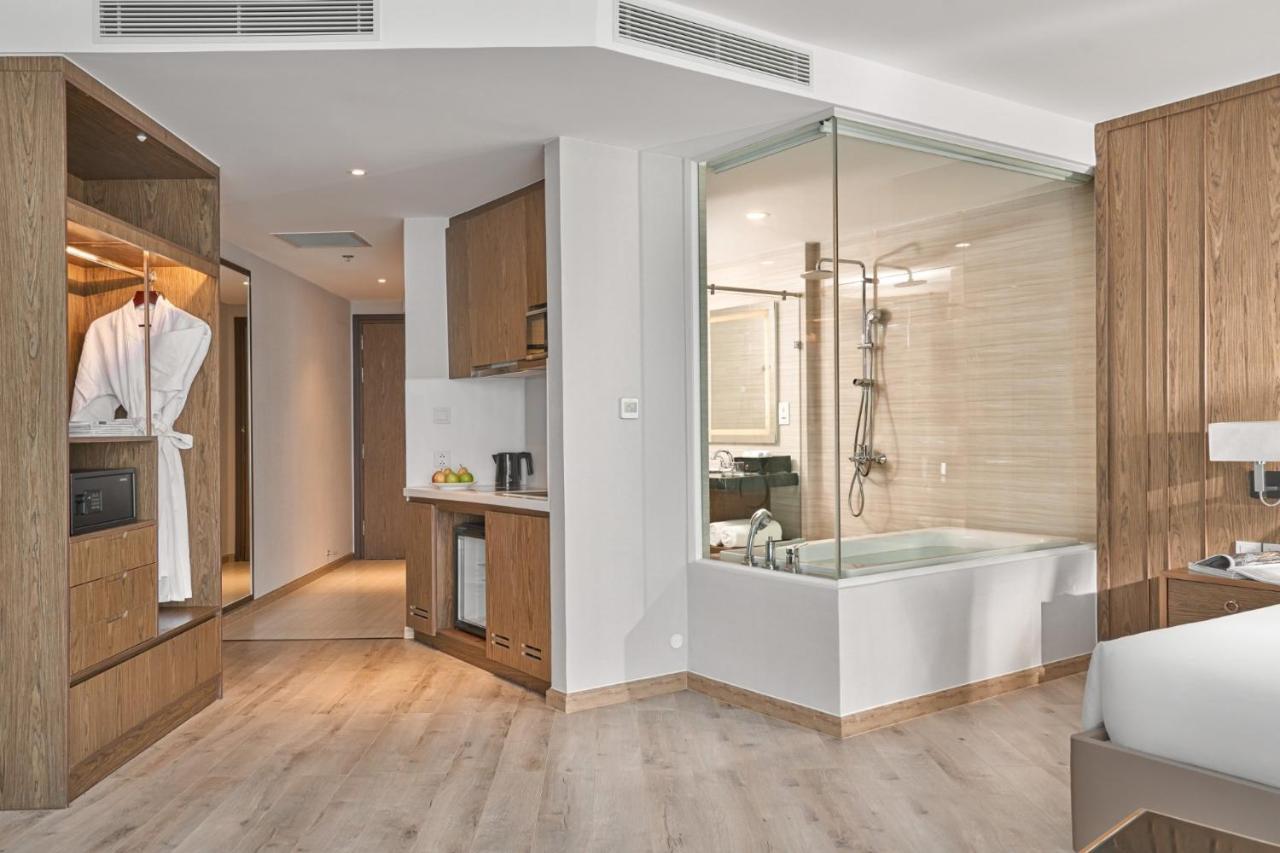 Panorama Beachfront Apartment Nha Trang