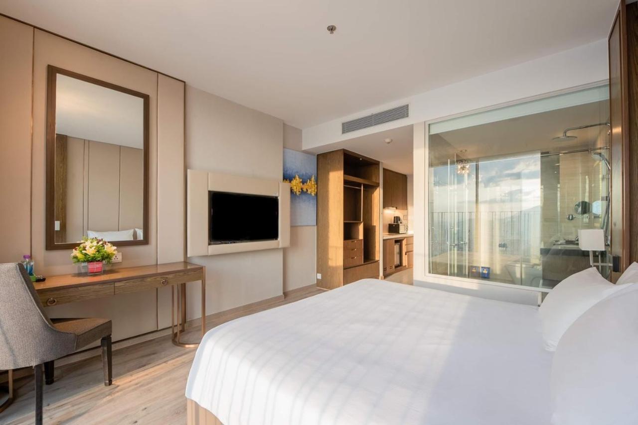 Panorama Beachfront Apartment Nha Trang