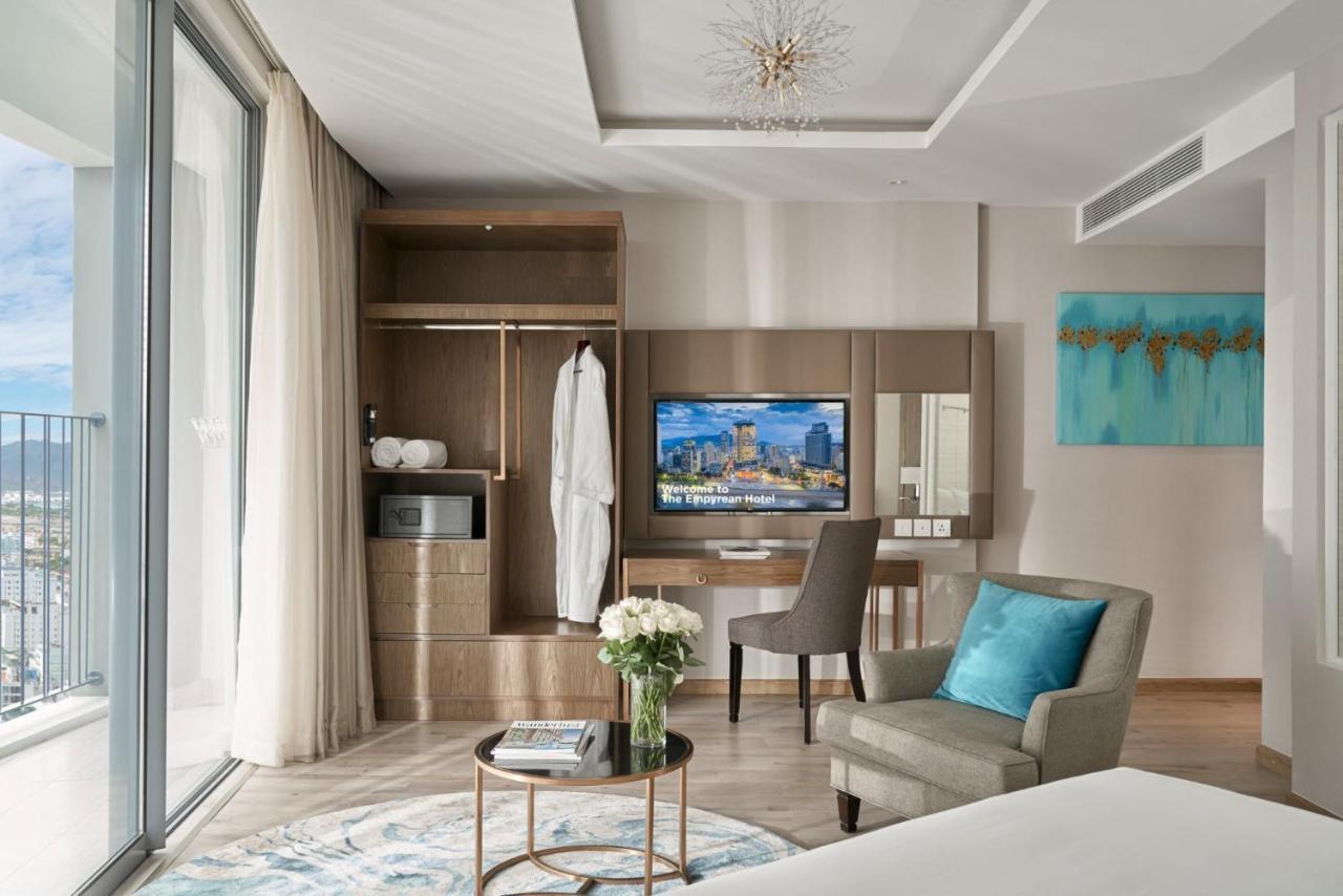 Апартаменты Panorama Beachfront Нячанг