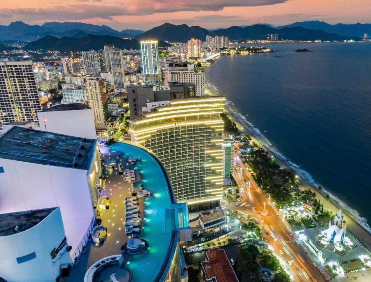 Panorama Beachfront Апартаменты