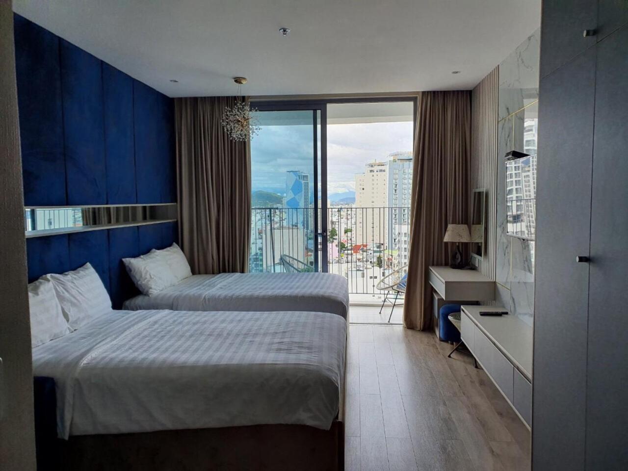 Panorama Beachfront Апартаменты
